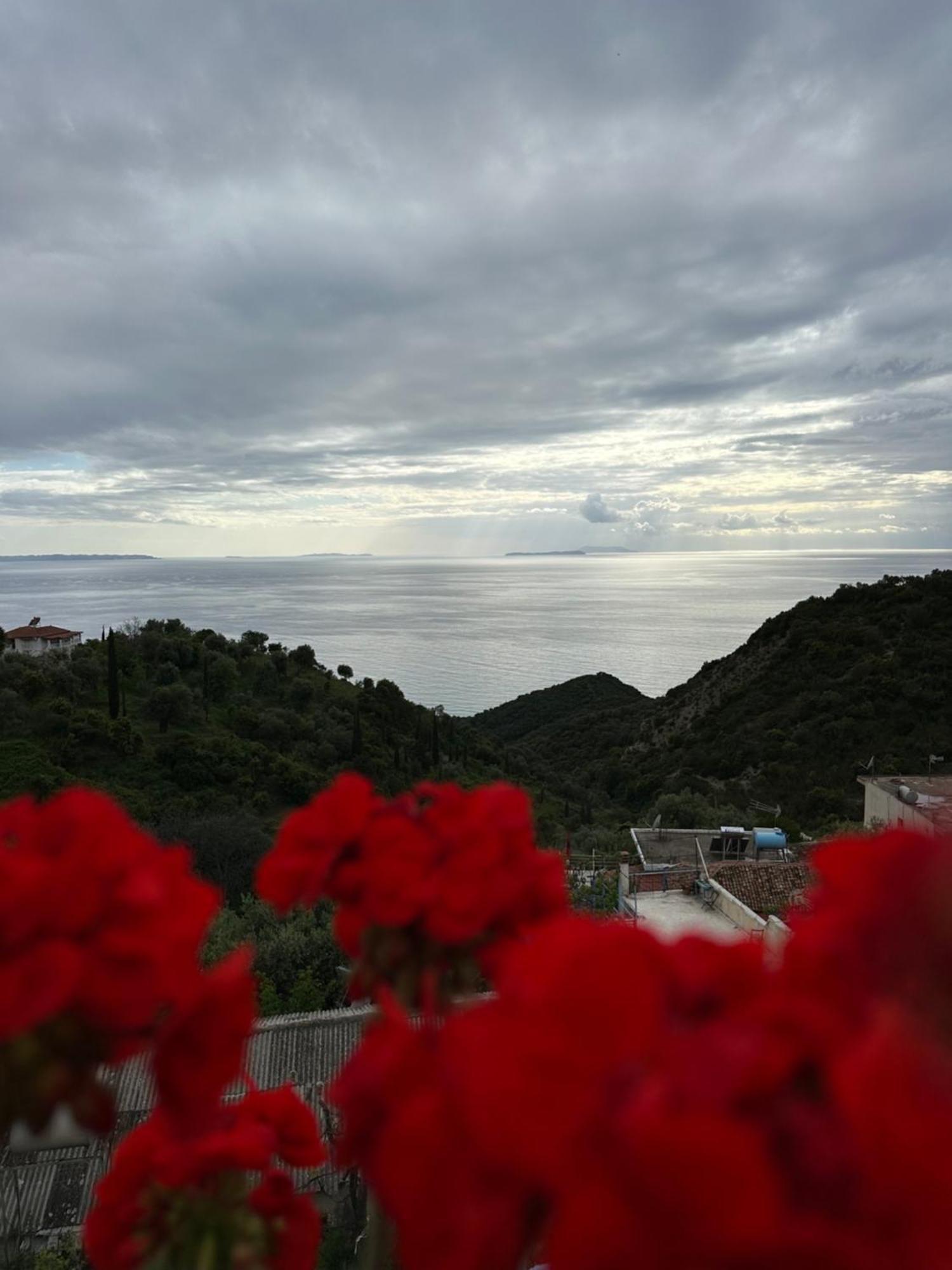 Selami Sea View Apartments Lukovë Exteriör bild