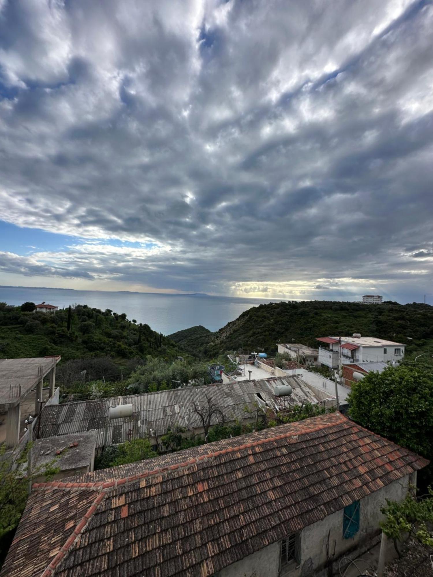 Selami Sea View Apartments Lukovë Exteriör bild