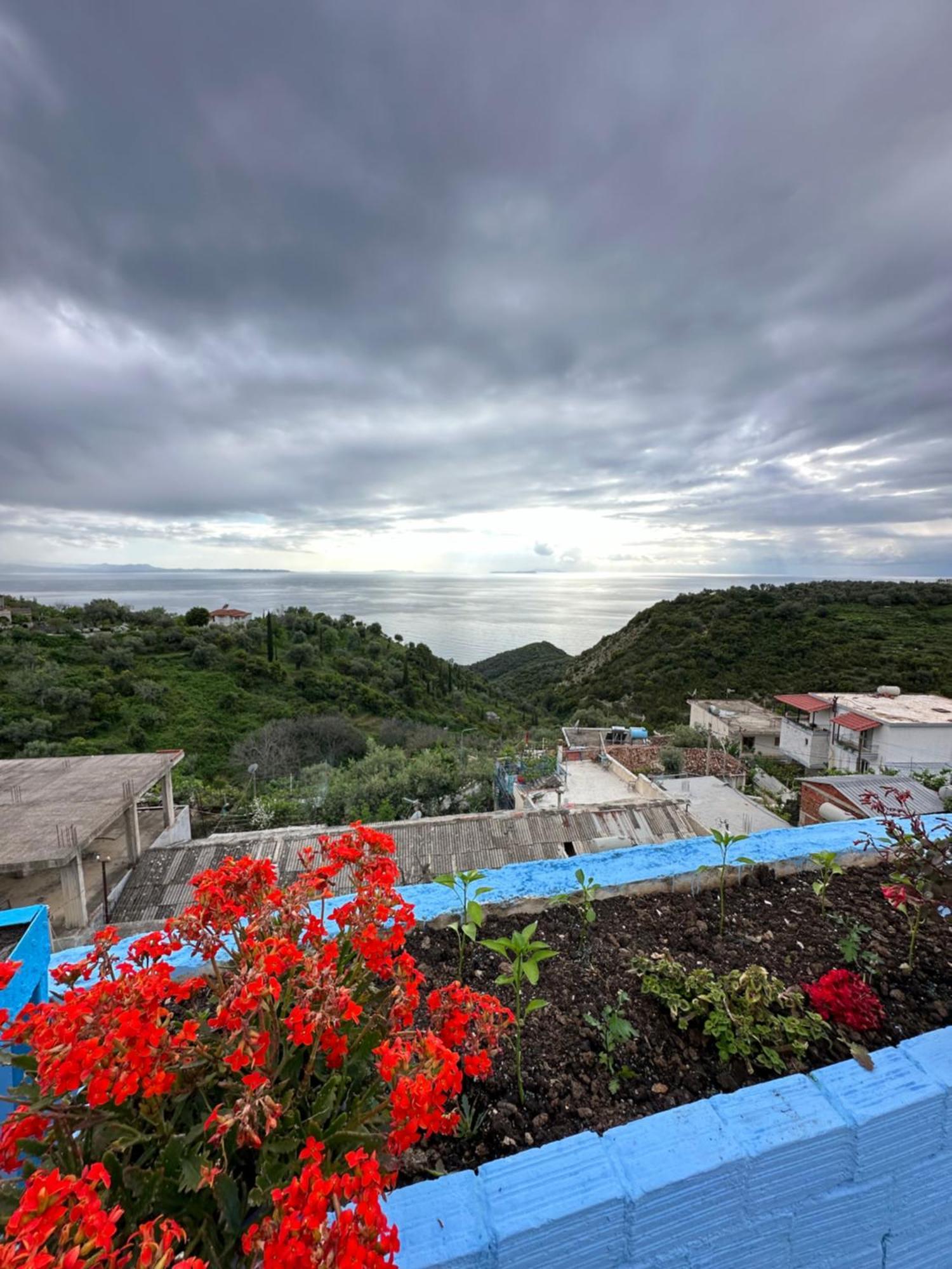 Selami Sea View Apartments Lukovë Exteriör bild